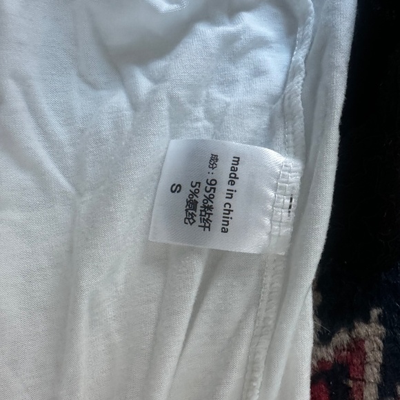 5 Intimates (Small & 34B):Spanx x 2 Hanro x 1 + BlackVelvet Cami & WhiteBraTop - Picture 7 of 9